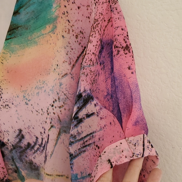 Multicolor splatter graphic top sleeve detail Small EUC tie-dye watercolors - Picture 5 of 8